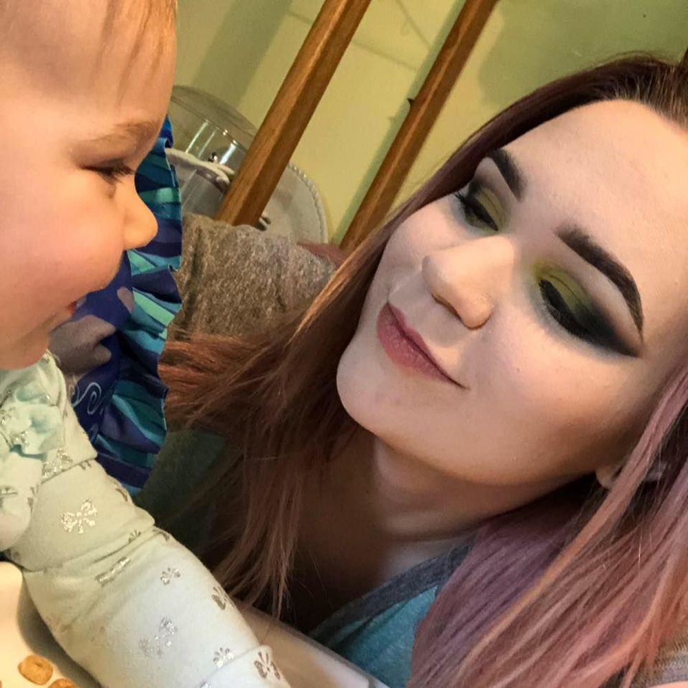 Meet your Posher, Alexis